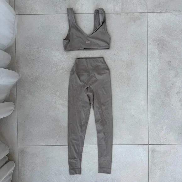 SET ACTIVE GREY LUX HIGH RISE LEGGINGS - Picture 2 of 7